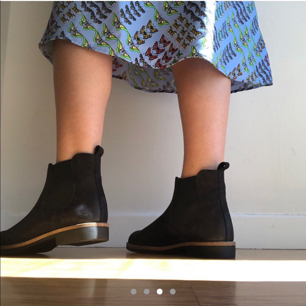 Shoe Embassy black booties - Picture 3 of 3
